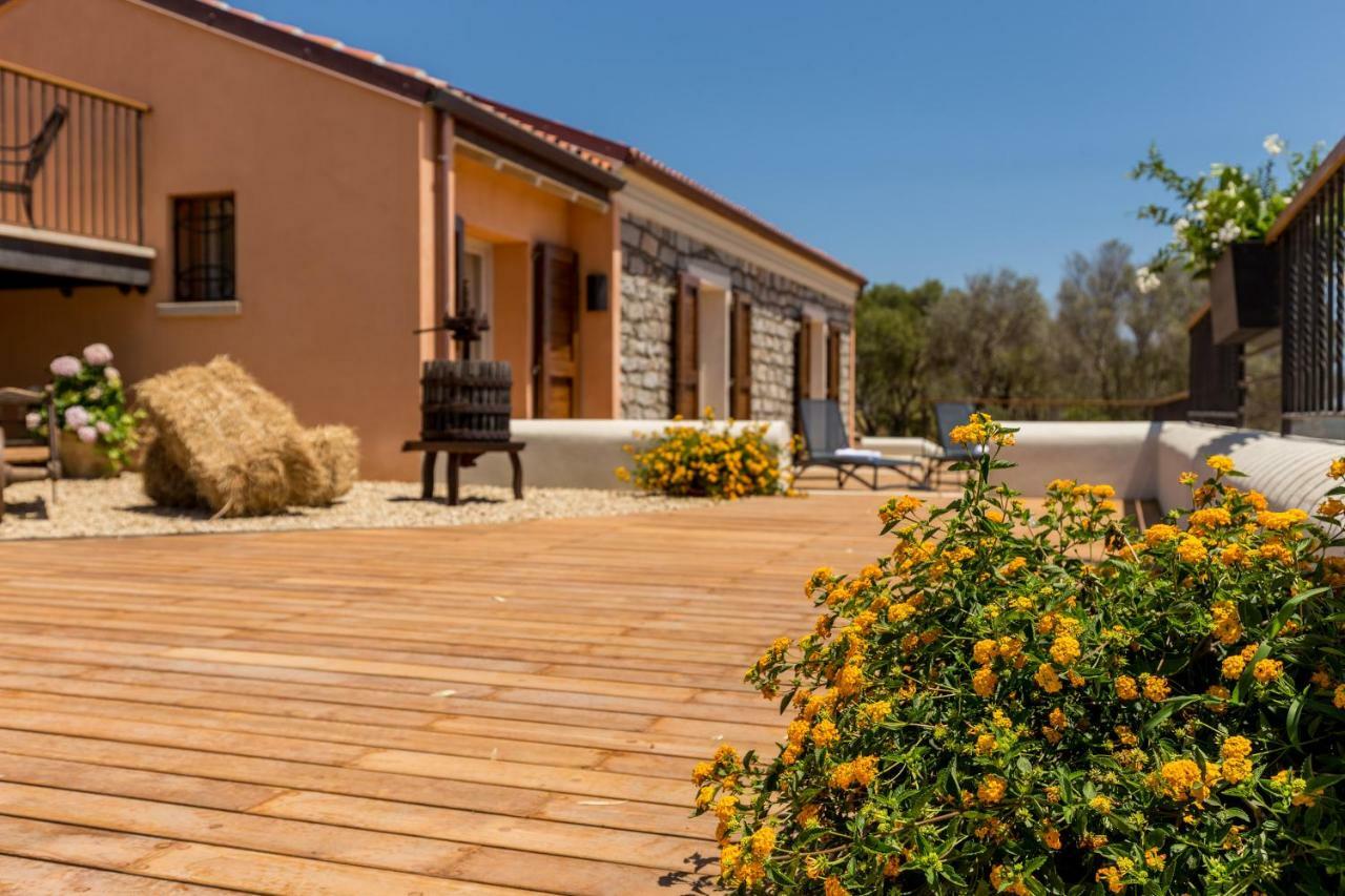 Tenuta Petra Bianca Палау Экстерьер фото